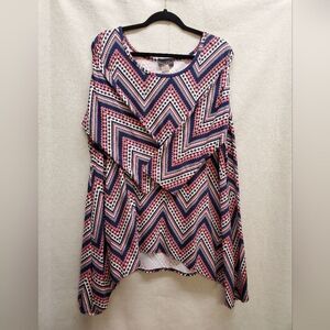 Discreet brand top in size 2X